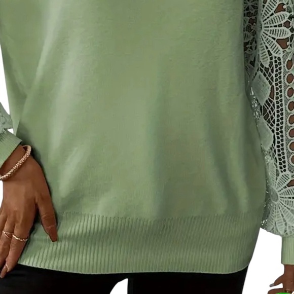 NEW! Knit Sweater! - Picture 4 of 4